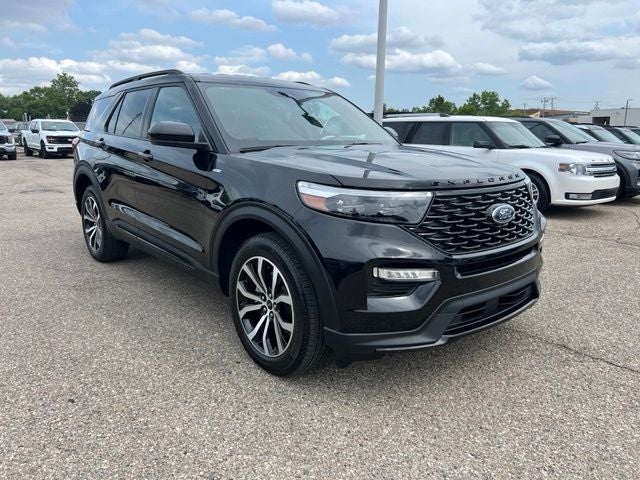 2024 Ford Explorer ST-Line