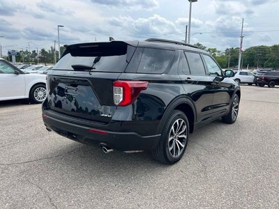 2024 Ford Explorer ST-Line