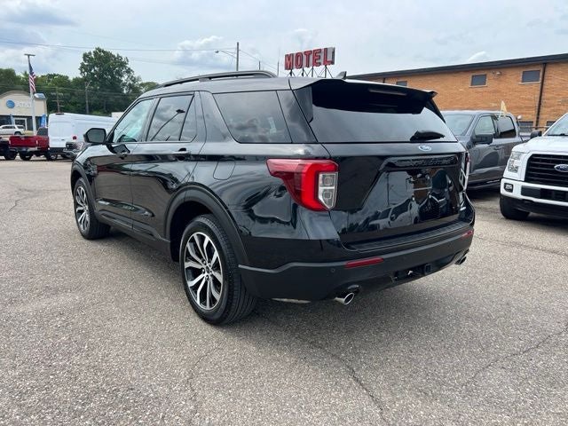 2024 Ford Explorer ST-Line