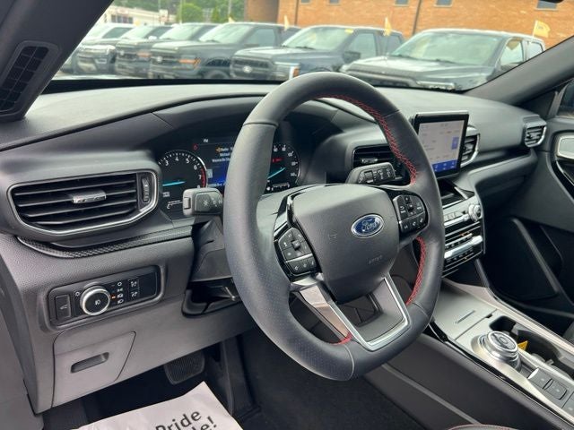 2024 Ford Explorer ST-Line