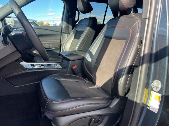 2024 Ford Explorer ST-Line