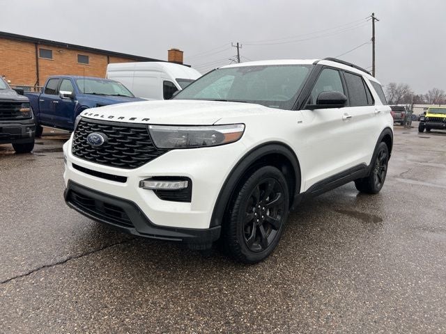 2023 Ford Explorer ST-Line