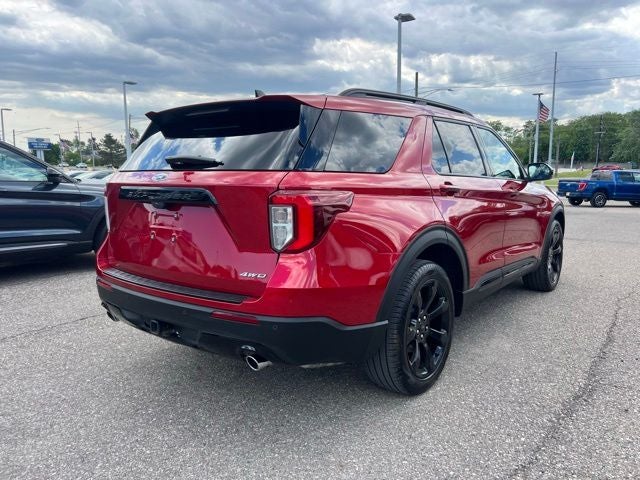 2024 Ford Explorer ST-Line