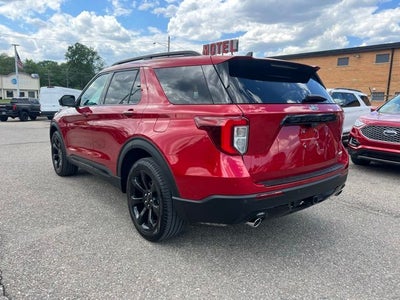 2024 Ford Explorer ST-Line