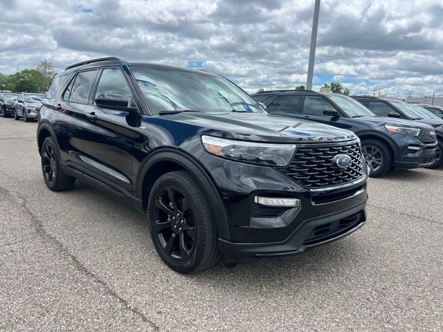 2023 Ford Explorer ST-Line