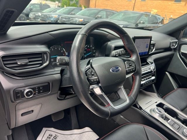 2023 Ford Explorer ST-Line