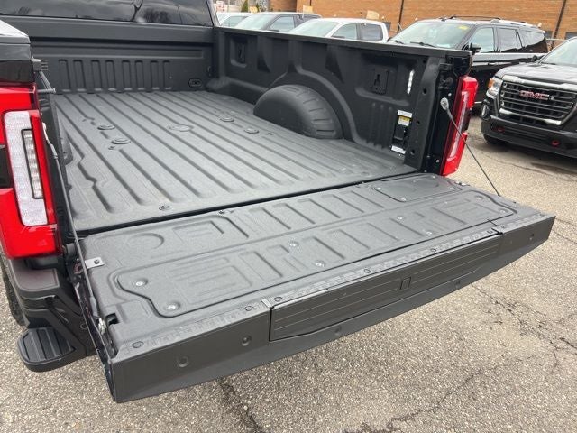 2024 Ford F-350SD Platinum