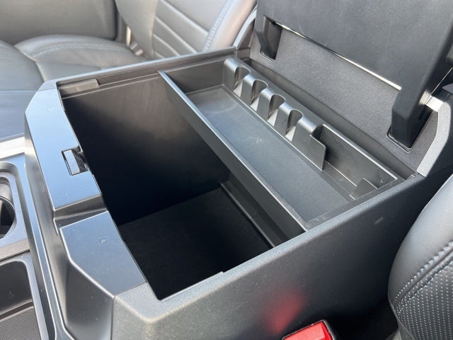 2025 Ford F-350SD Platinum