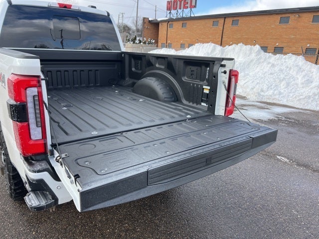 2025 Ford F-350SD Platinum