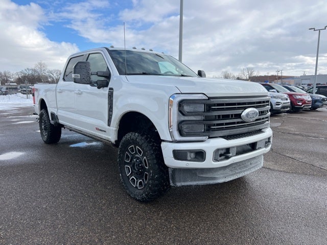 2025 Ford F-350SD Platinum