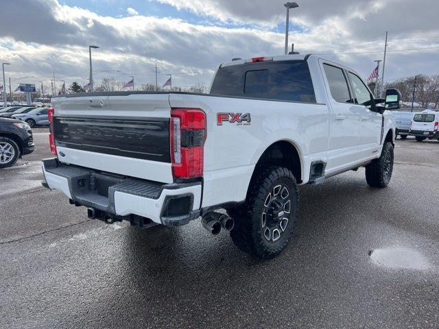 2025 Ford F-350SD Platinum