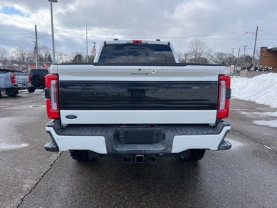 2025 Ford F-350SD Platinum