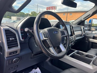 2022 Ford F-350SD Lariat