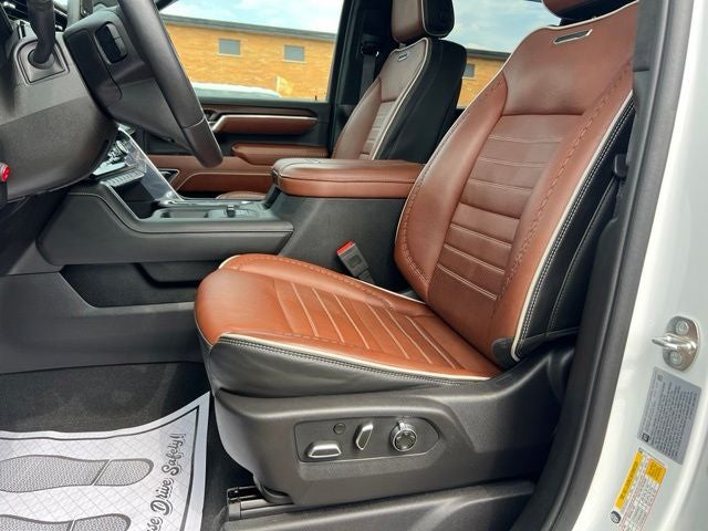 2024 GMC Sierra 3500HD Denali Ultimate