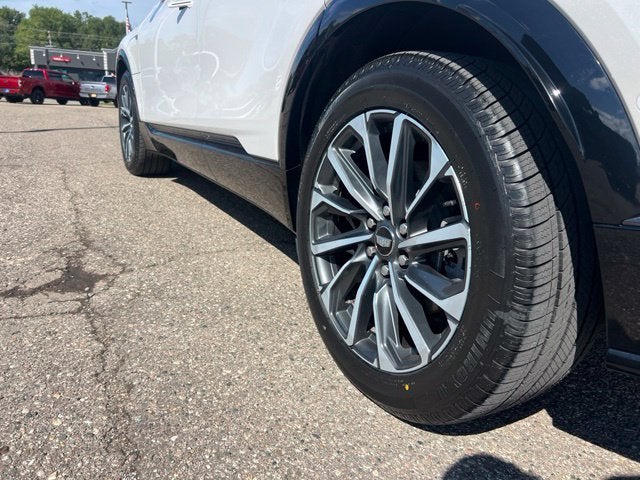 2024 Cadillac LYRIQ Sport