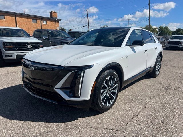 2024 Cadillac LYRIQ Sport