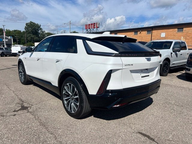 2024 Cadillac LYRIQ Sport