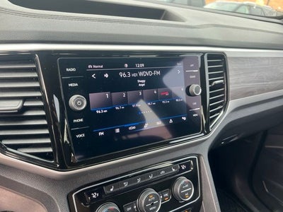 2022 Volkswagen Atlas Cross Sport 2.0T SE w/Technology