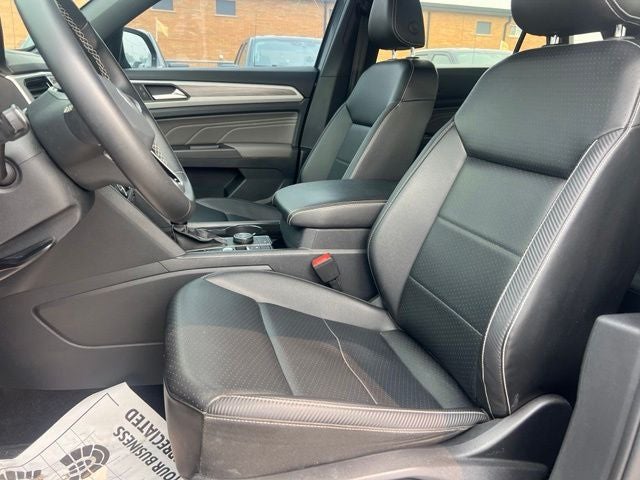 2022 Volkswagen Atlas Cross Sport 2.0T SE w/Technology