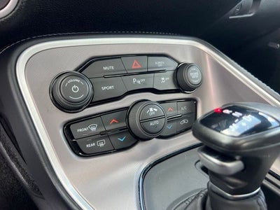 2022 Dodge Challenger SXT