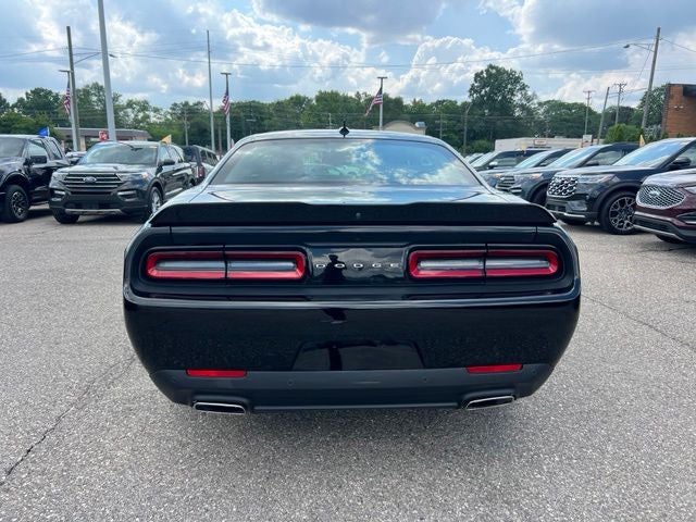 2022 Dodge Challenger SXT