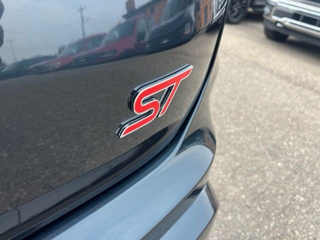 2023 Ford Edge ST