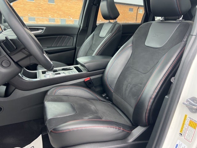 2024 Ford Edge ST