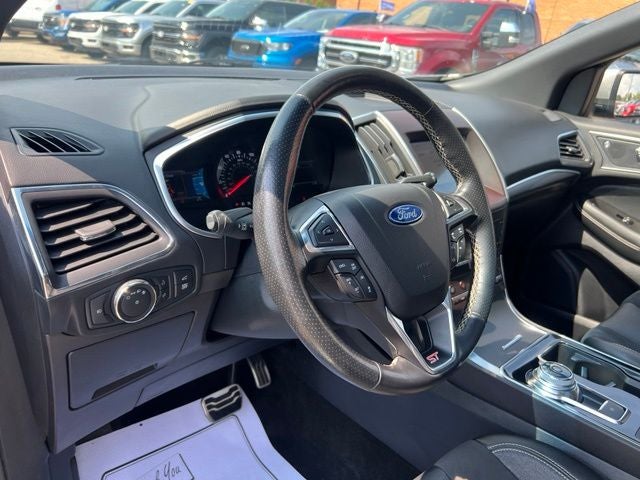 2020 Ford Edge ST