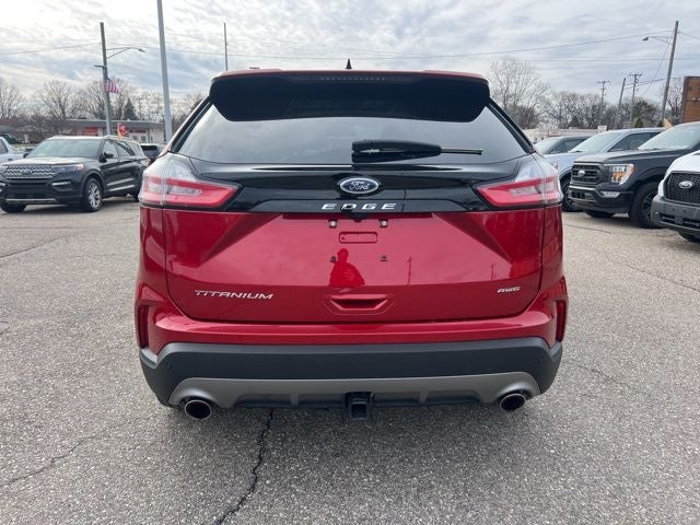 2024 Ford Edge Titanium