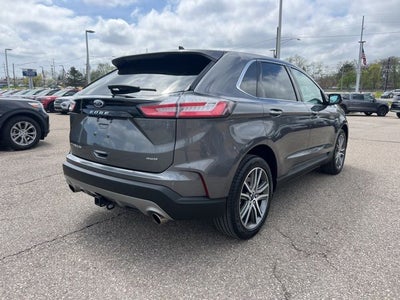 2022 Ford Edge Titanium