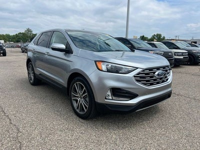 2023 Ford Edge Titanium