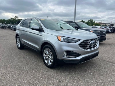 2023 Ford Edge Titanium