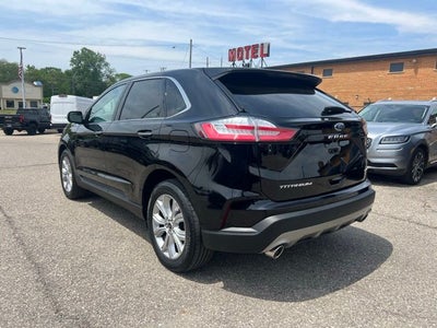 2023 Ford Edge Titanium