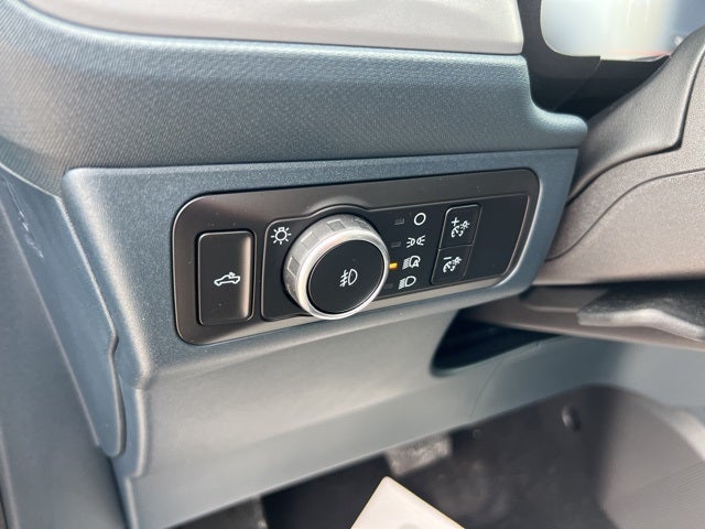 2025 Ford Maverick Lobo Standard