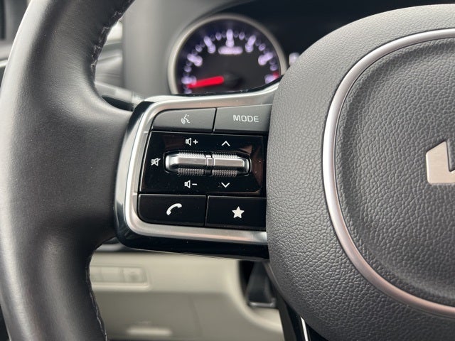 2022 Kia Carnival LXS