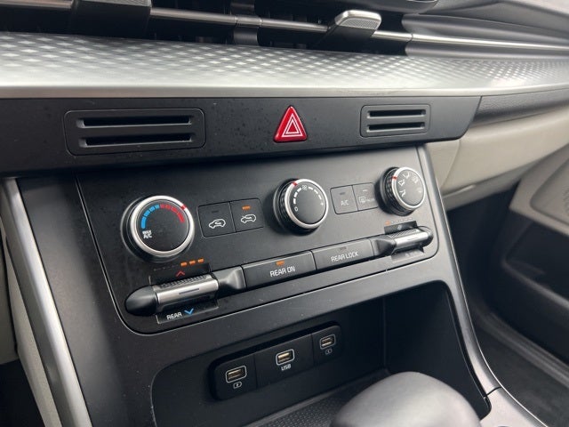 2022 Kia Carnival LXS