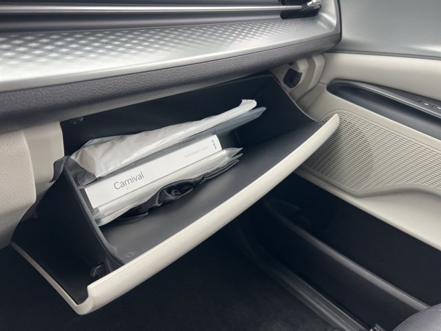 2022 Kia Carnival LXS