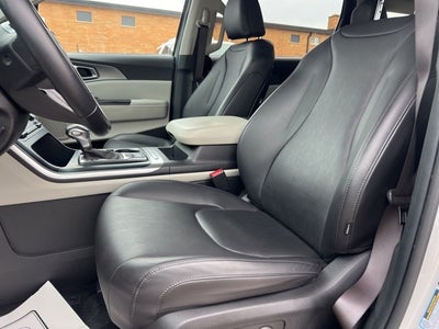 2022 Kia Carnival LXS