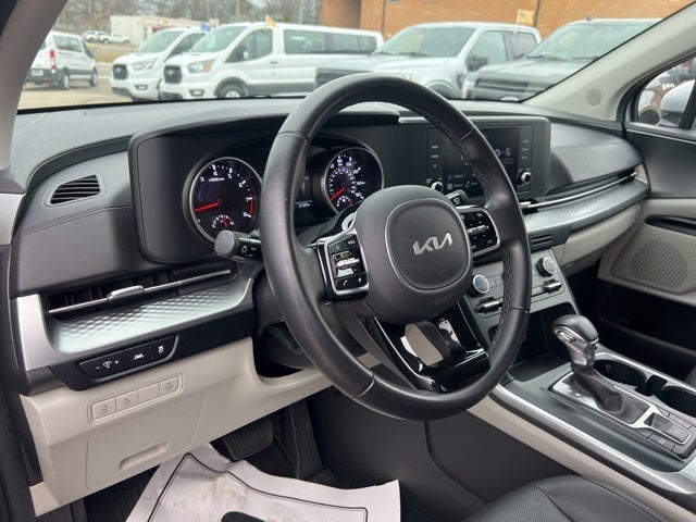 2022 Kia Carnival LXS
